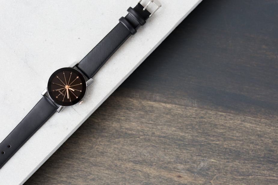 Classic Quartz Wrist Watch